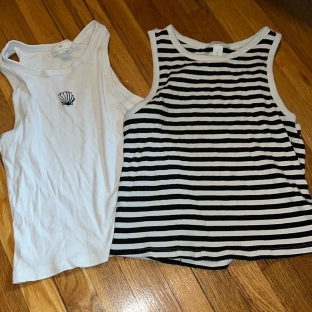 H&M ribbed tank top bundle slightly cropped size L sea shell & striped.